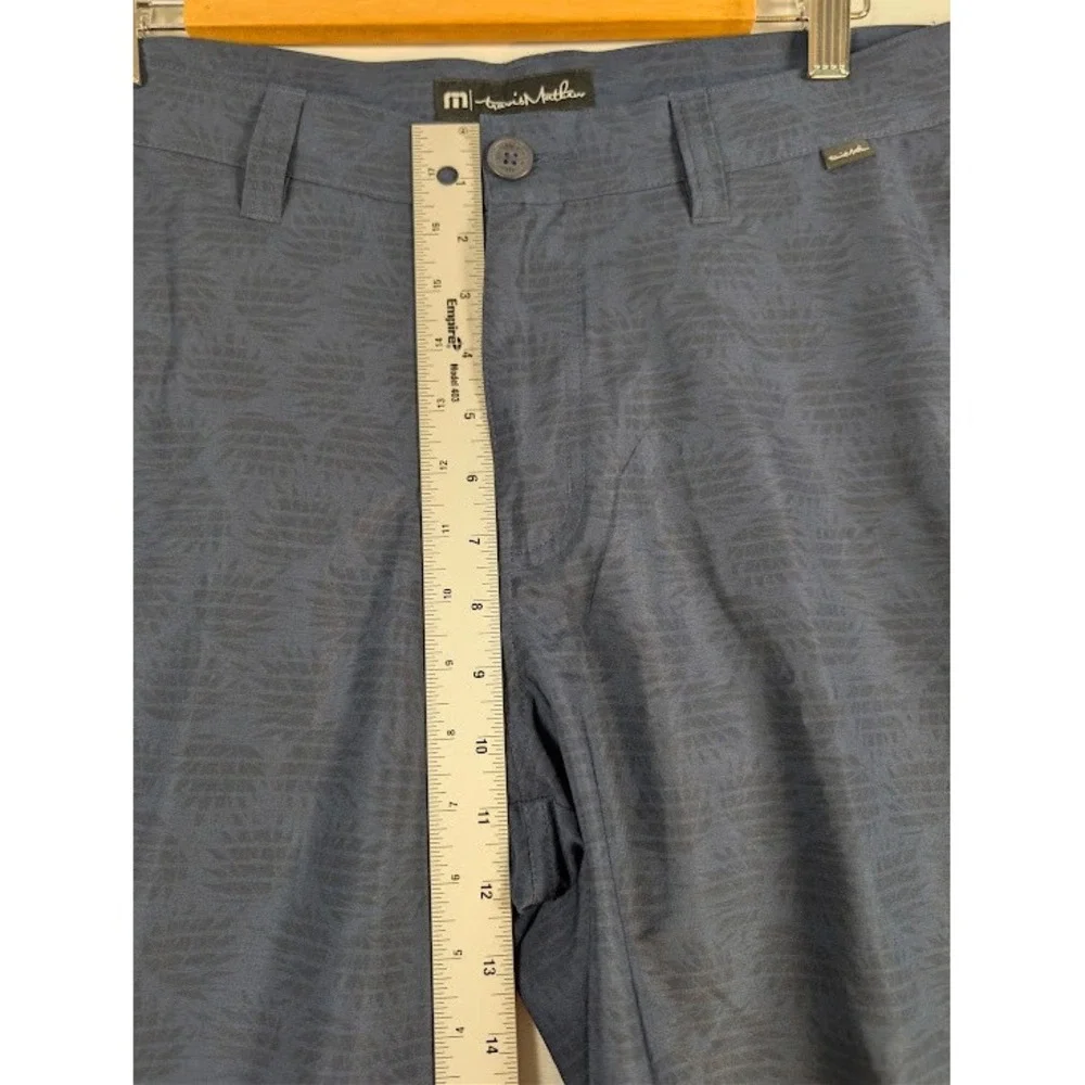 TravisMathew Golf Shorts Mens 34 Navy Blue Palm Leaf Print Stretch Performance